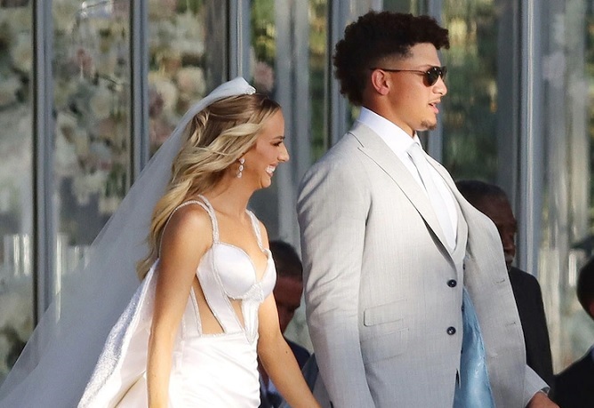 Exclusive Unseen Photos From Patrick Mahomes and Brittany Matthews’ Wedding in Hawaii Featuring Their Baby Daughter