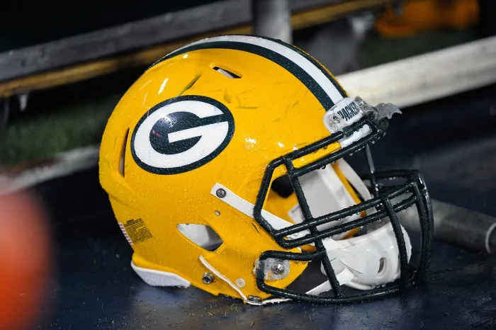 Aaron Rodgers gives update on Debo Samuel-Packers trade rumors