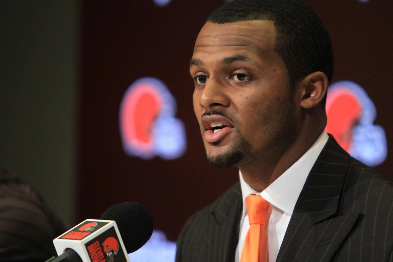 NFL World Reacts To Odd Comment From Deshaun Watson's Lawyer