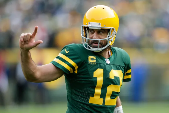 Aaron Rodgers Names 1 Teammate He "Really Enjoys" : NFL World Reacts