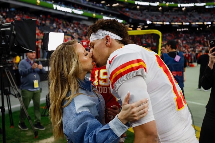Patrick Mahomes Gets Emotional Tribute From His Wife