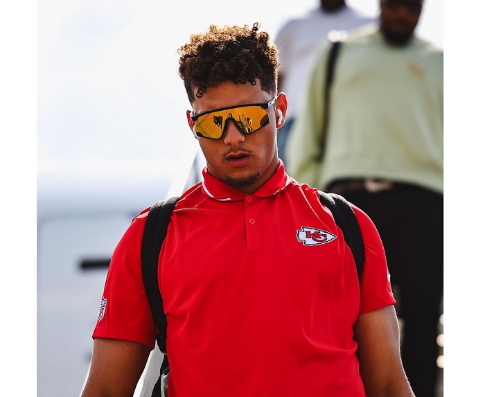 Patrick Mahomes and Teammates Arrive New Orleans In Style